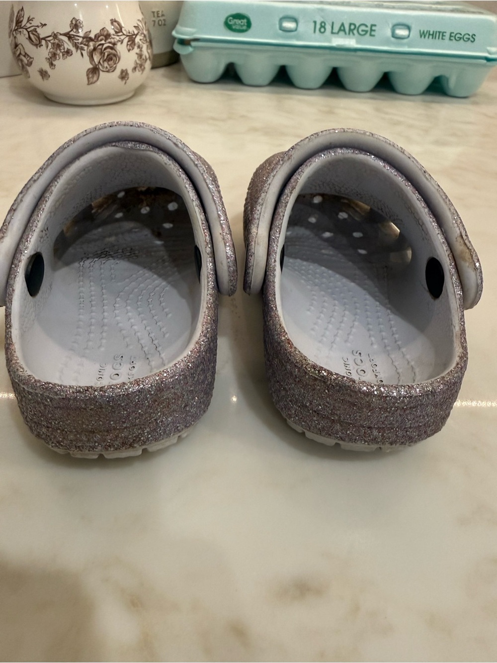 CROCS Toddler Glitter Clogs in Sparkling Lavender - Picture 4 of 10